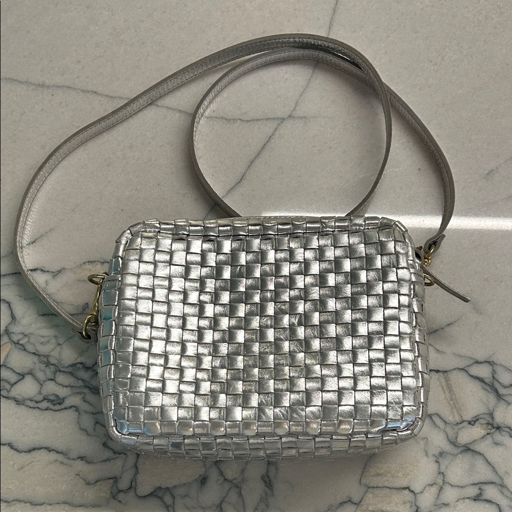 Clare V. Midi Sac silver specchio